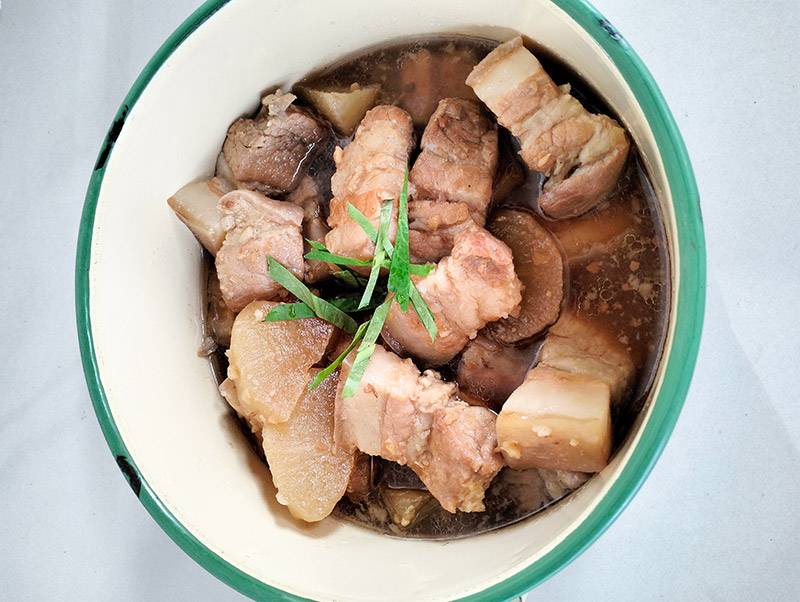 Miso Braised pork belly in a 70ties bowl from my grandmother.
